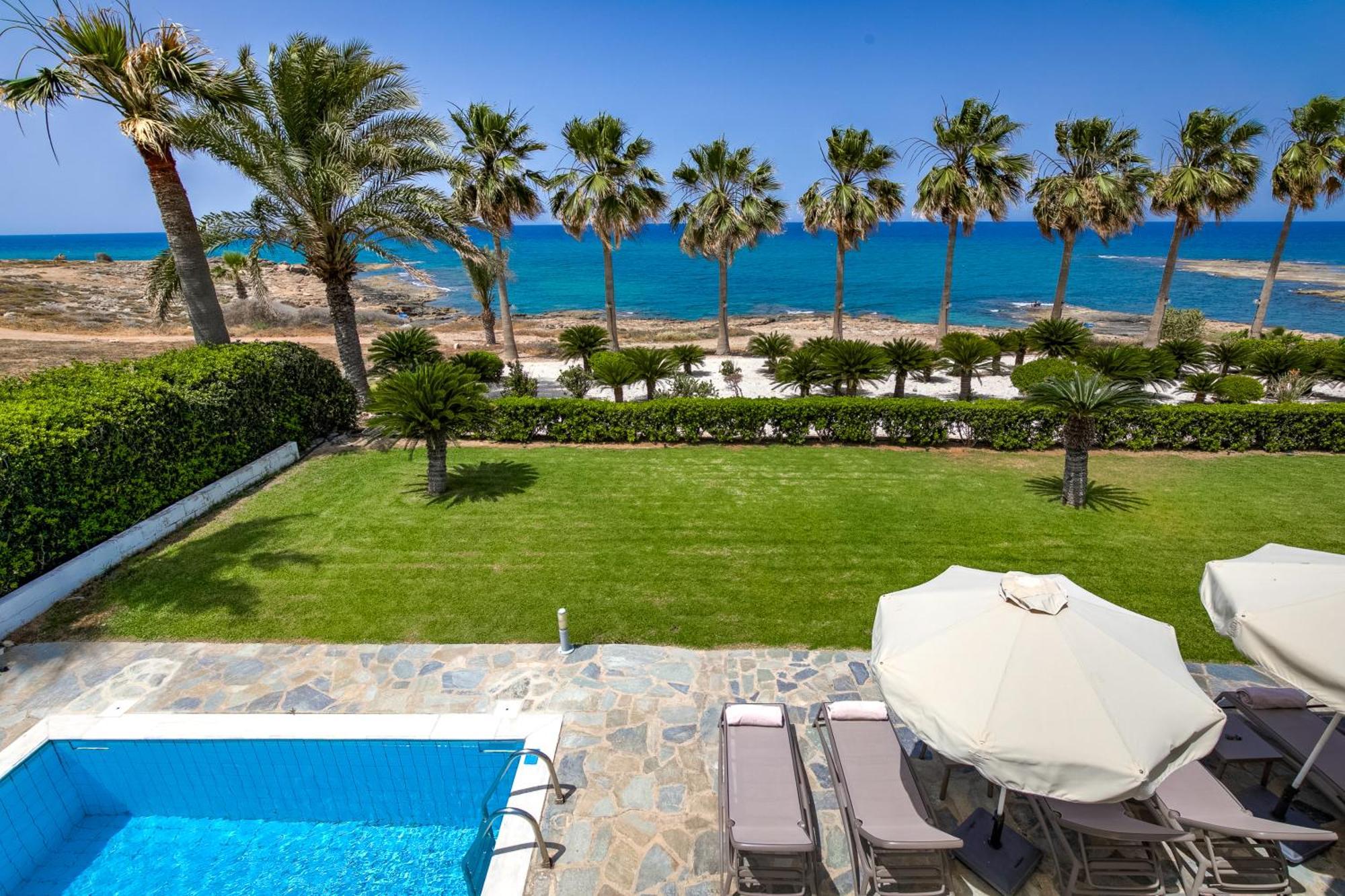 Platzia Beach Villas Paphos Extérieur photo
