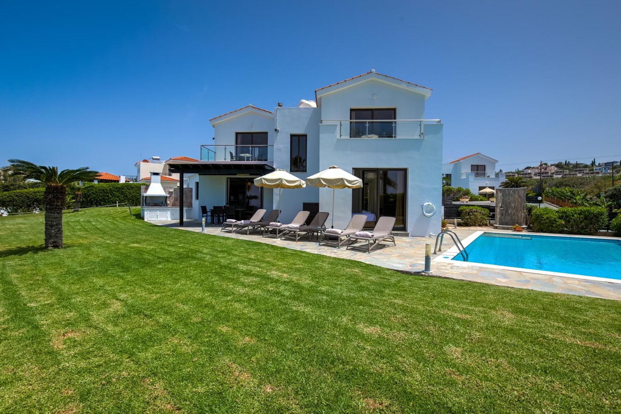 Platzia Beach Villas Paphos Extérieur photo
