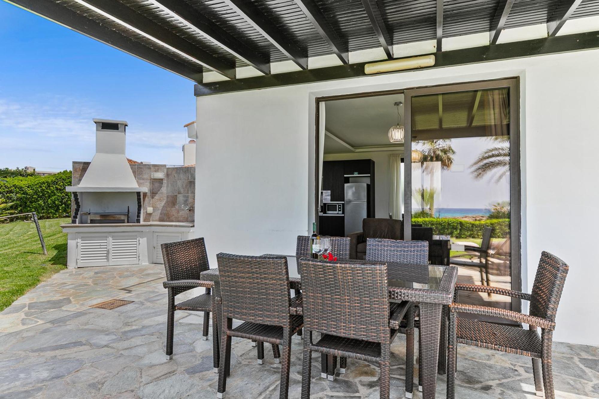 Platzia Beach Villas Paphos Extérieur photo