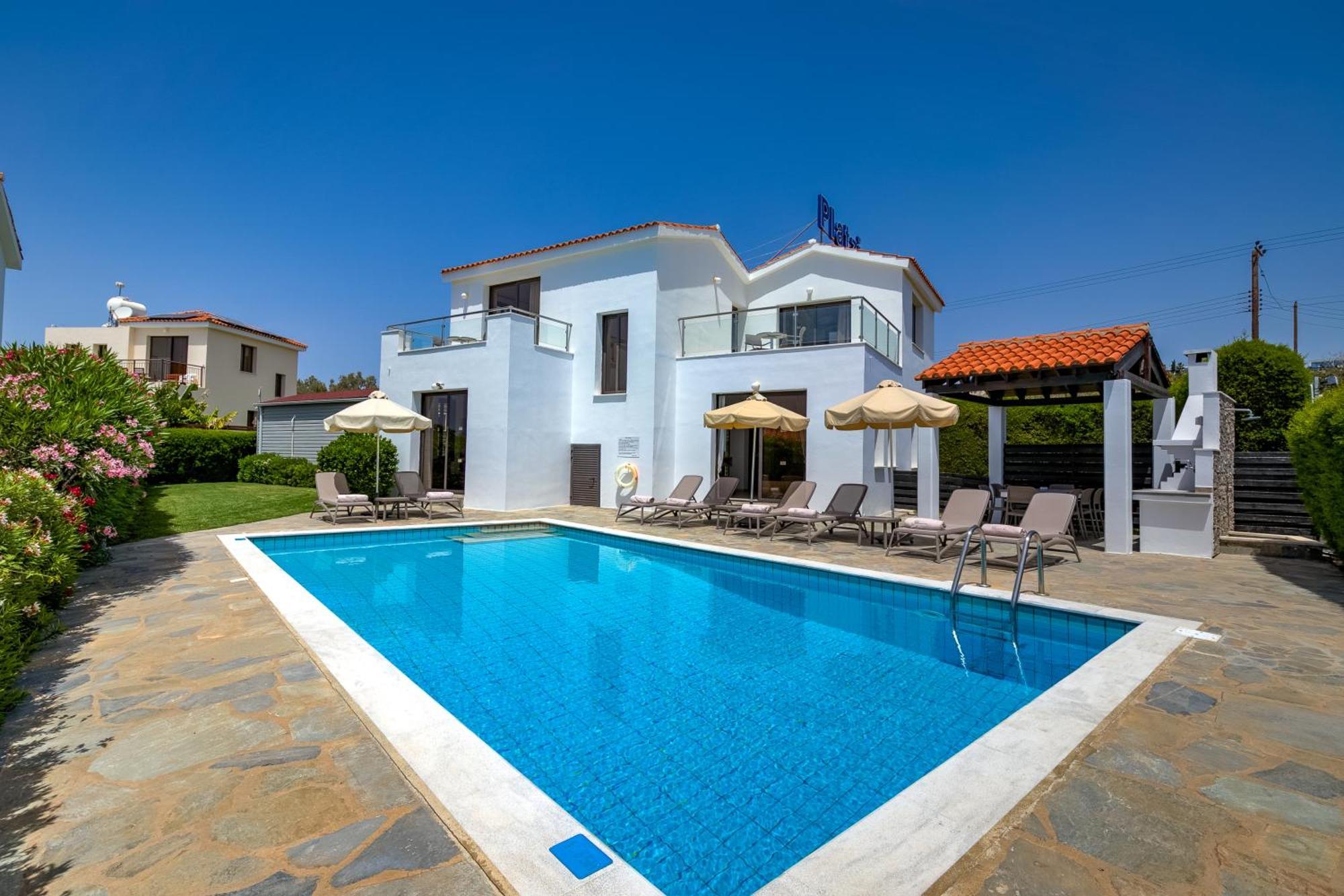 Platzia Beach Villas Paphos Extérieur photo